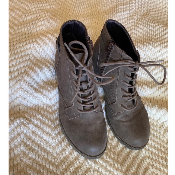 Jellypop brown ankle boots. Size 9 - Picture 4 of 8